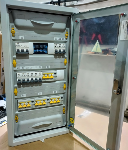 Пункт распределительный ЩР8512-2811-N, 100 А, 4.5 кА, 400/230 В, IP54 (ЩСДп ПАРКИНГ)