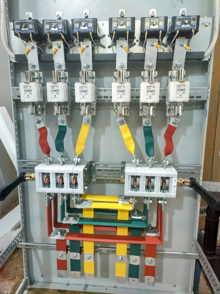 Вводной шкаф  ВРУ8311-2402 400А 15кА 400V ВР32 FU Wh IP31 (ВРУ1-13-20) — фото, характеристики